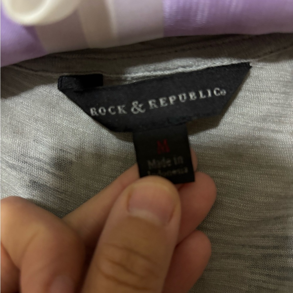 Rock & Republic - Picture 2 of 4
